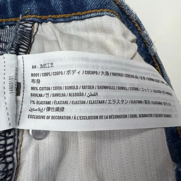 Abercrombie & Fitch The Mom Short High Rise Denim Size 29/8 (W30) Distressed - Picture 8 of 8